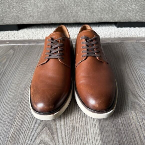 Allen Edmonds \
